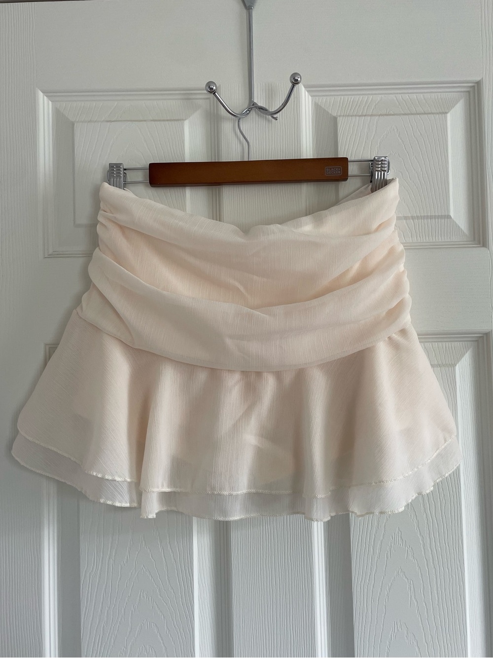 Cream Chiffon Tiered Skort Women’s Medium Flowy Ruffle Mini Skirt Lined Brunch